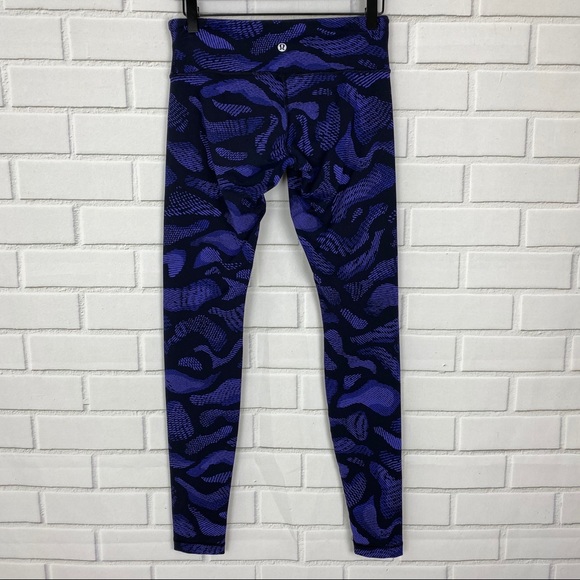 Lululemon wunder under III pants | Size 6 - Picture 8 of 9